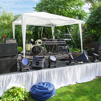 Should you hire a DJ or band for your wedding?